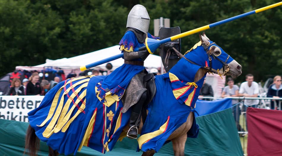 Country homes and interiors christmas stonor